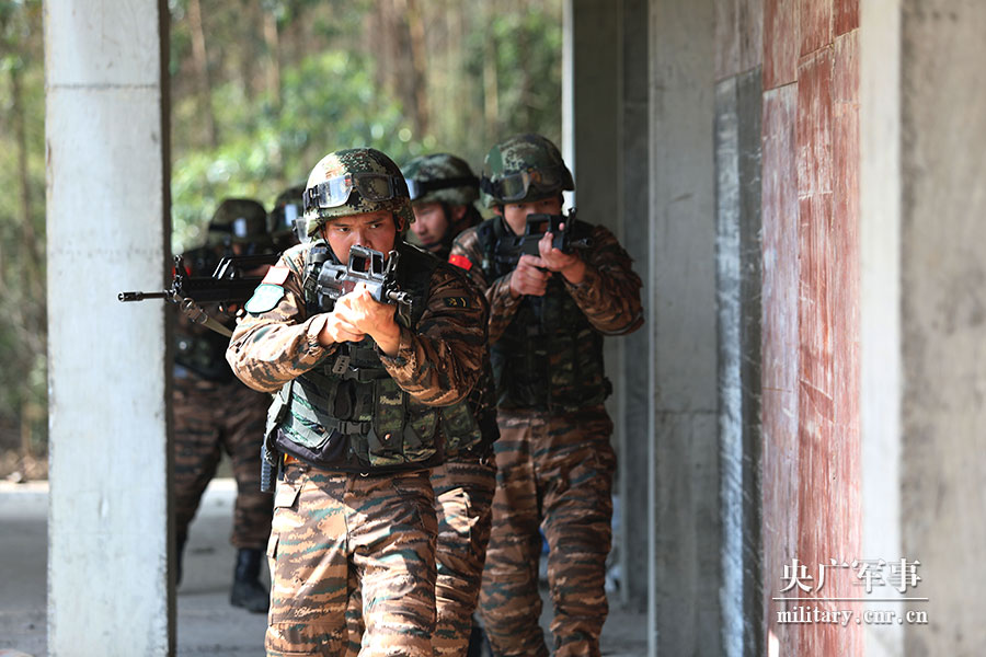 枕戈待旦！看武警特战尖兵怎样过年 中华人民共和国国防部 2610