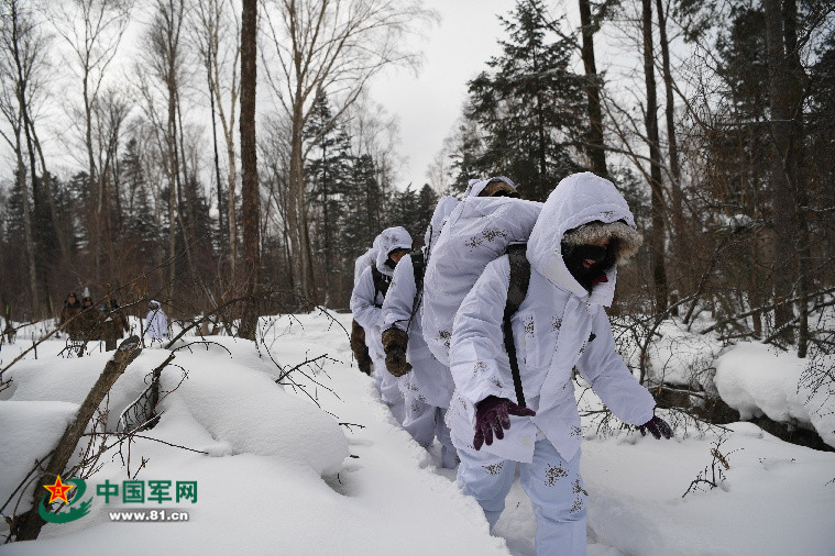 雪中足迹,特战队员写给祖国的冬日情书