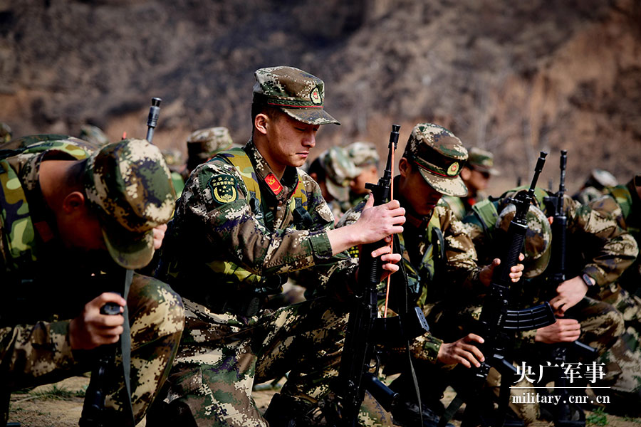 武警 正文 央广网4月10日消息(张志远)近日,武警山西总队长治支队利用