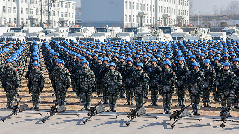  Build a 8000 strong peacekeeping standby force